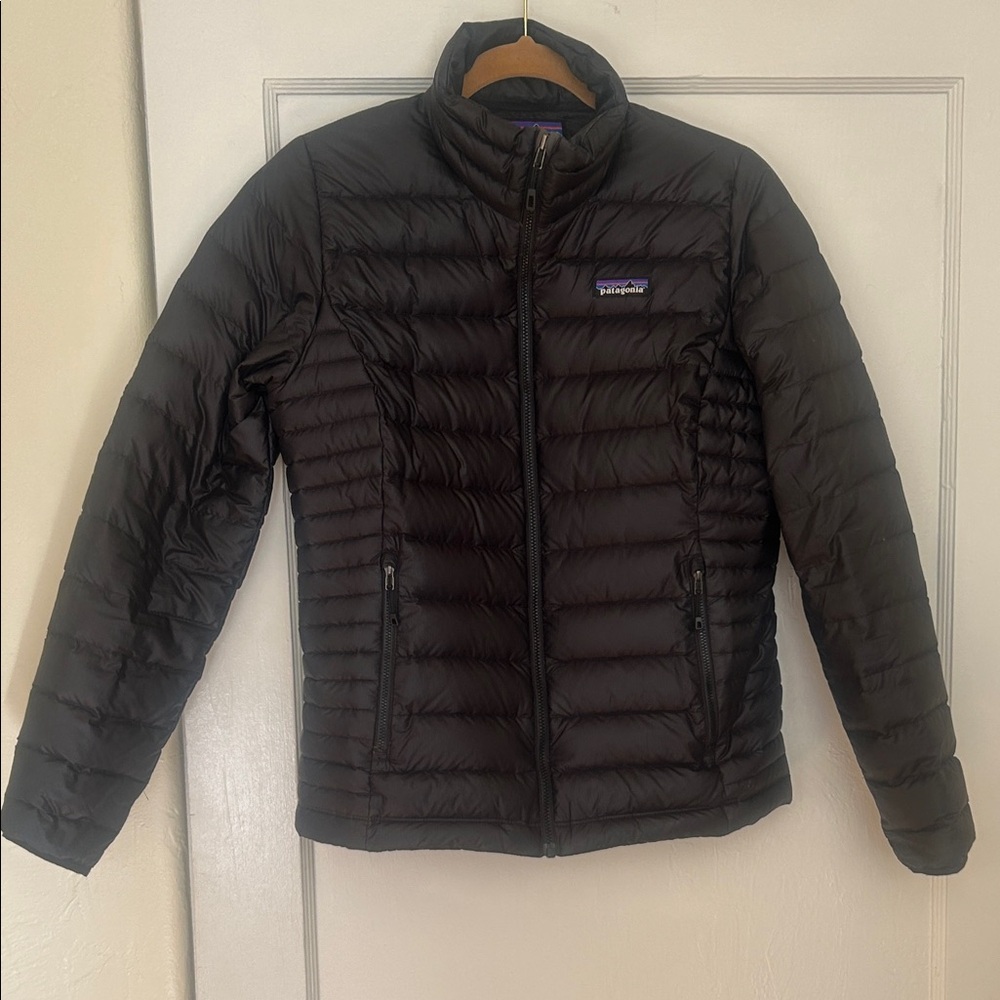 Patagonia women’s black Puffer Jacket